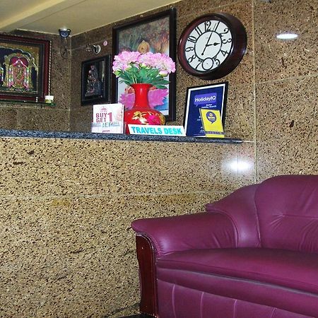 Athidhi Residency Hotel Тирупати Екстериор снимка