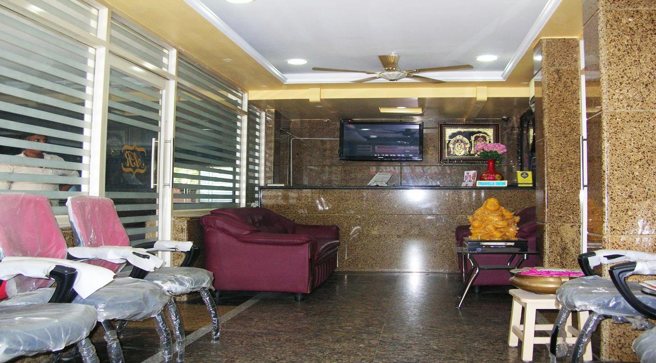 Athidhi Residency Hotel Тирупати Екстериор снимка