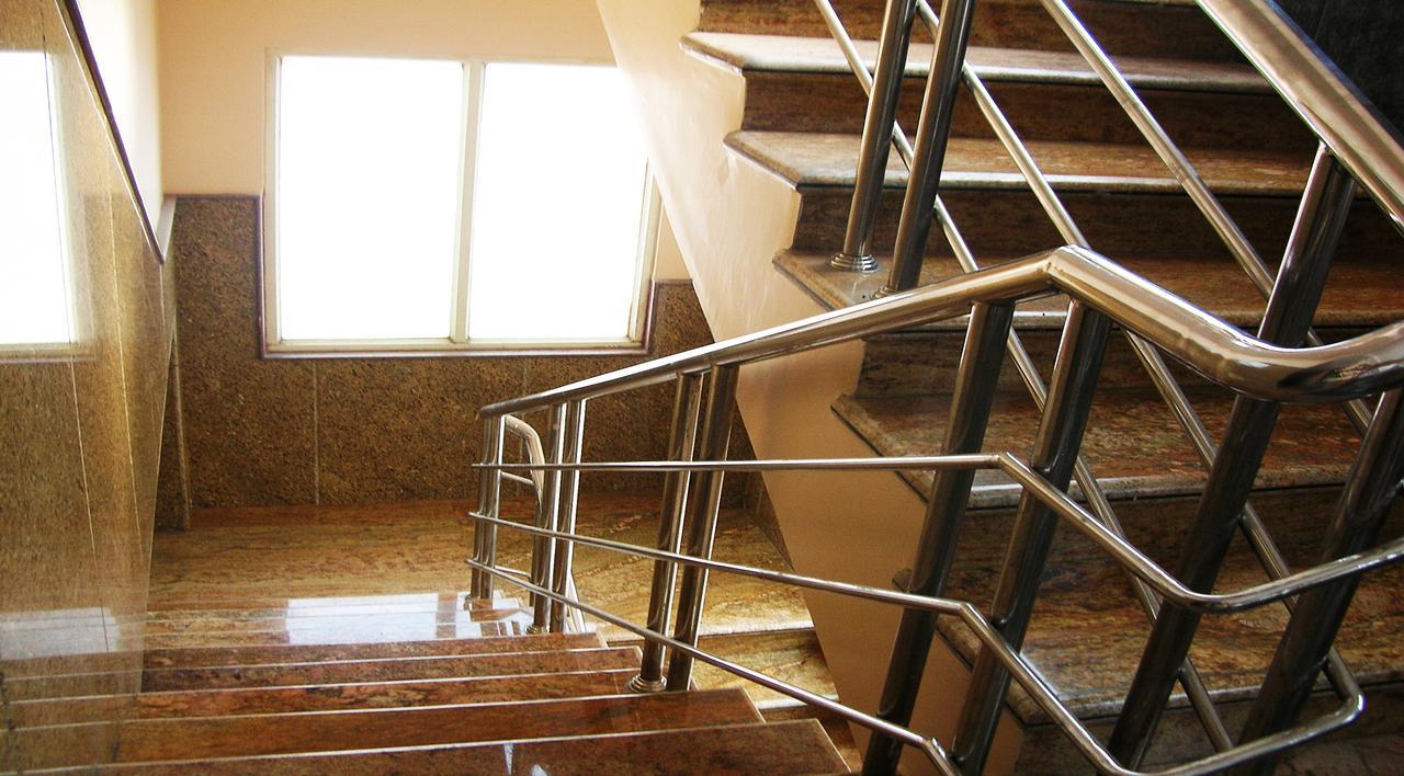 Athidhi Residency Hotel Тирупати Екстериор снимка
